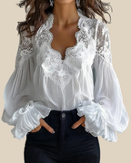 Melina | Bluse mit Spitzenbesatz an Ausschnitt und Schultern