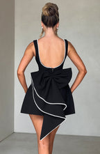 Karla | Elegantes Minikleid mit Schleife