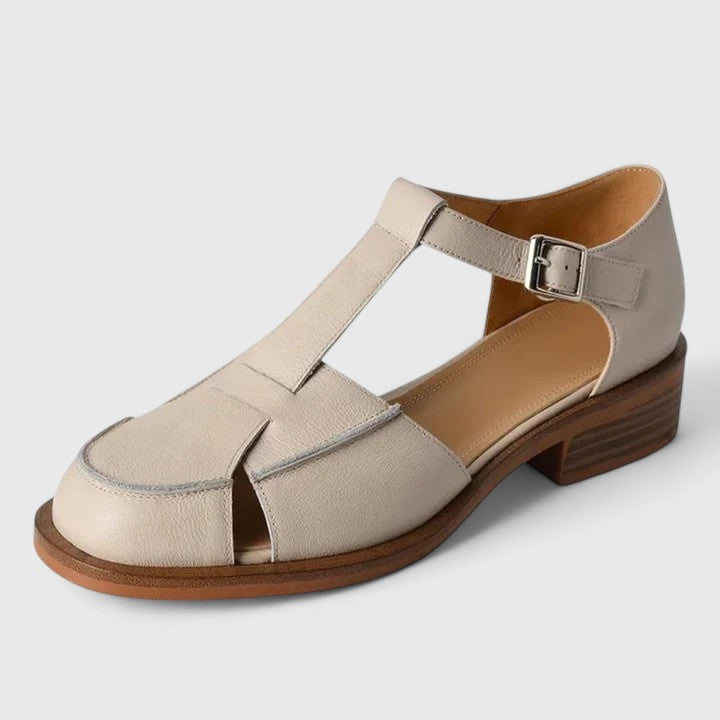 Fina | Geschlossene Sandalen mit T-Riemen
