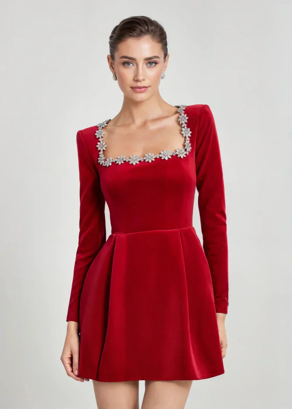 Luisa | Samt-Minikleid mit Blumenapplikationen