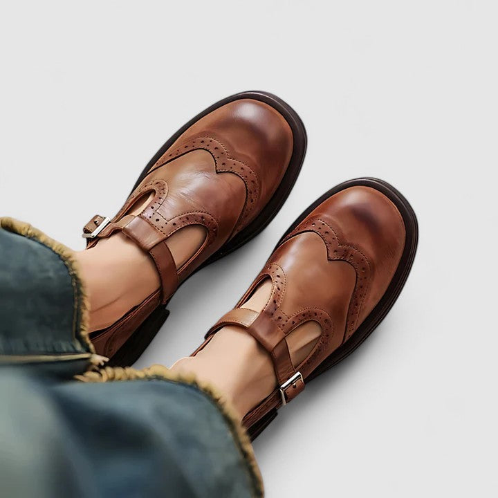 Ilvy | Flache Richelieu-Schuhe mit Schnallenriemen