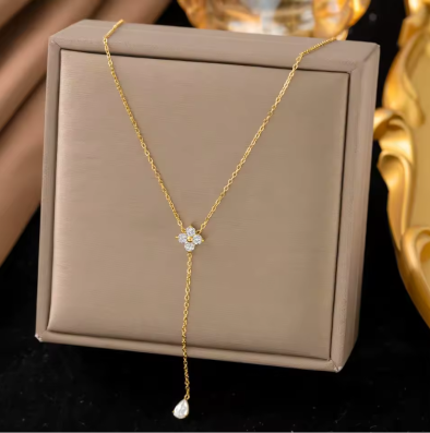 Christel | Lariat-Kette mit Zirkonia-Tropfen