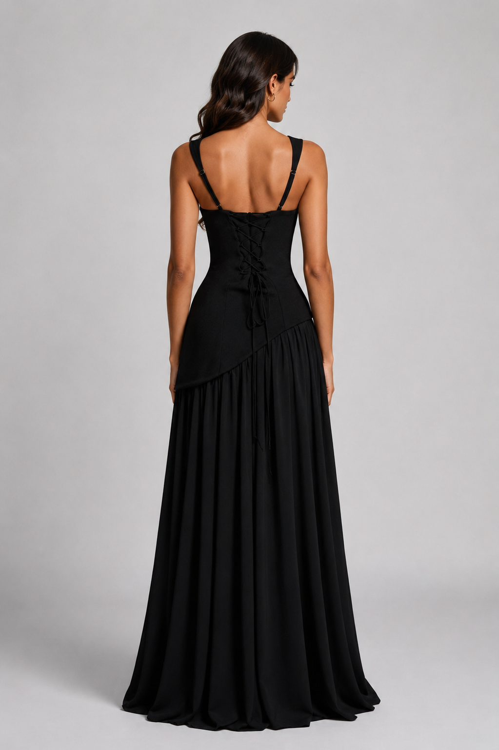 Kerstin | Asymmetrisches Maxikleid mit Beinschlitz