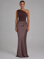 Susanne | One-Shoulder-Maxikleid in Satinoptik