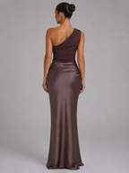 Susanne | One-Shoulder-Maxikleid in Satinoptik