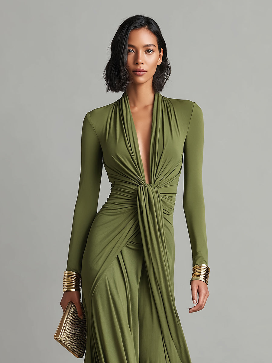 Wiltraud | Maxikleid mit tiefem V-Ausschnitt und Volants