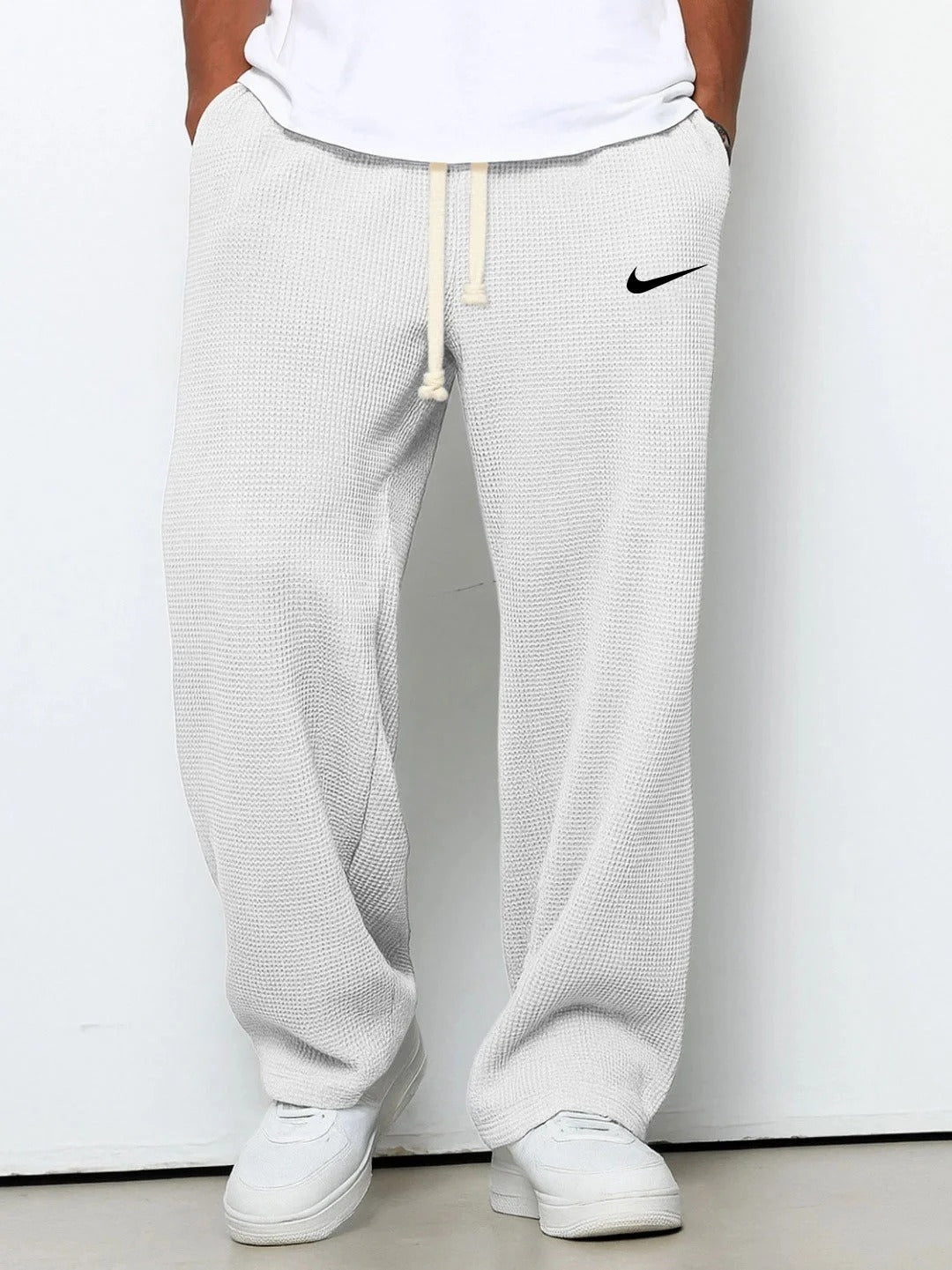 Jannis | Bequeme Freizeithose (1 kaufen, 1 GRATIS dazu)