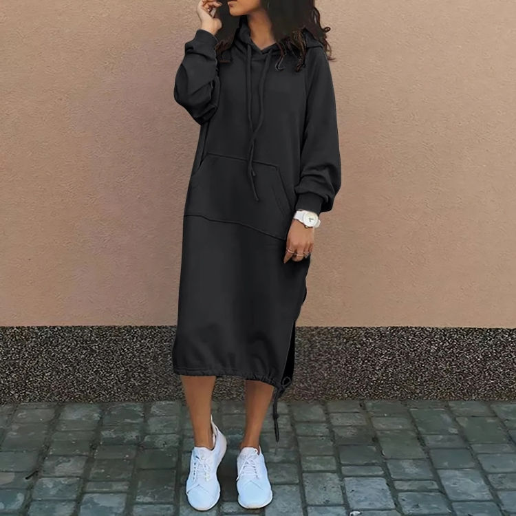 Elske | Strickkleid mit Kapuze und Tasche