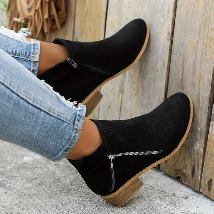 Dani | Trendige Wildlederstiefel mit Absatz