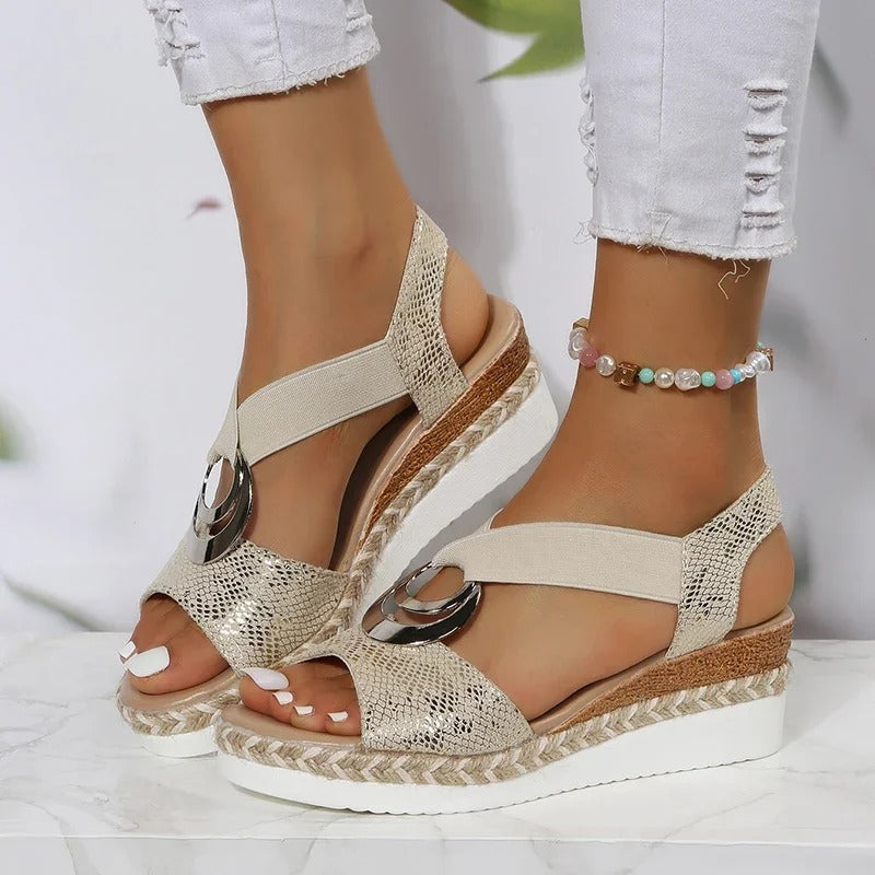 Myla | Elegante Plateausandale für Damen
