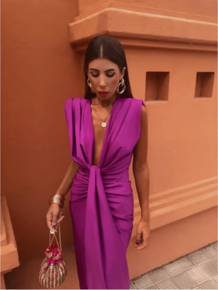 Isabelle | Festkleid mit tiefem V-Ausschnitt