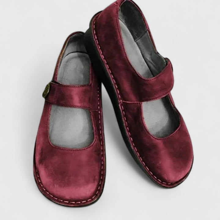 Berit | Riemenschuhe aus Leder mit runder Spitze