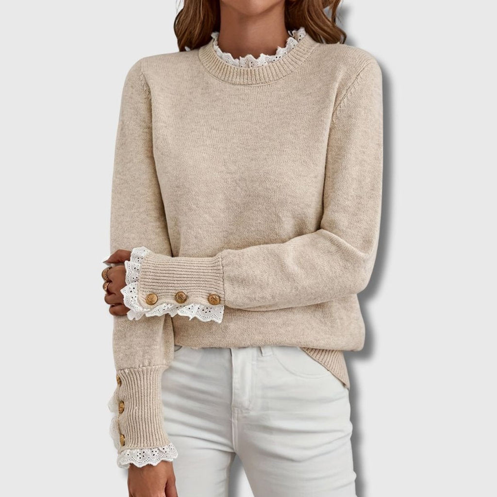 Birthe | Strickpullover mit Spitzenbesatz und Knopfdetail